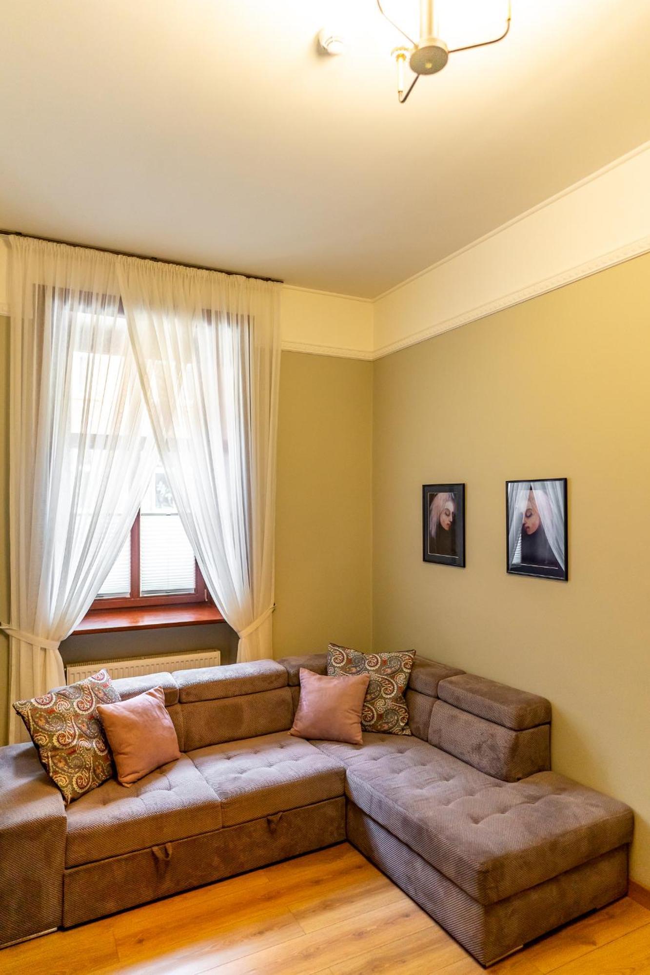 Old Town Ac Main Raiway Station Apartament *