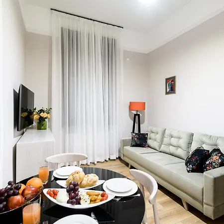 Old Town Ac Apartments Main Raiway Station Krakow Exterior photo