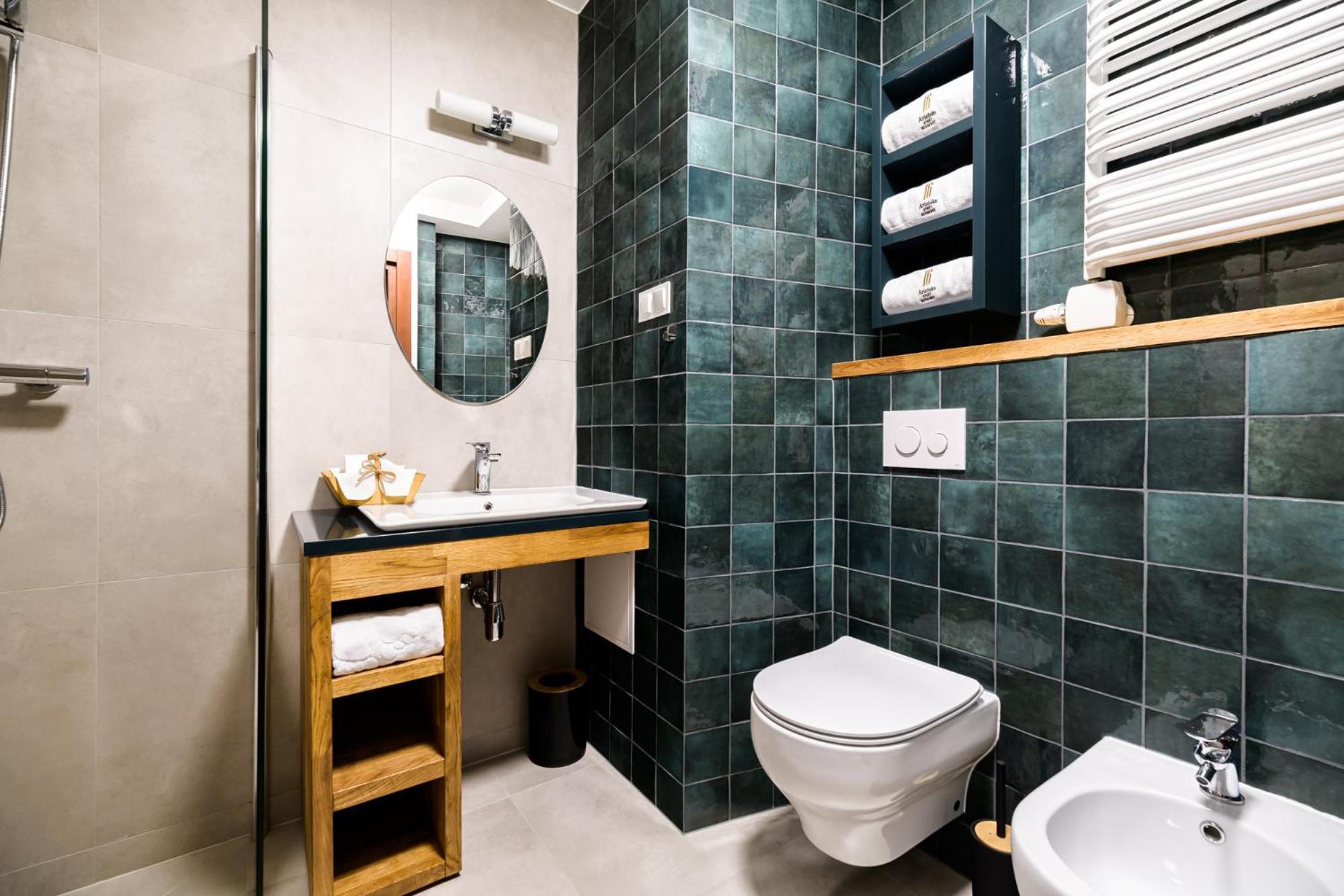Old Town Ac Main Raiway Station Apartment